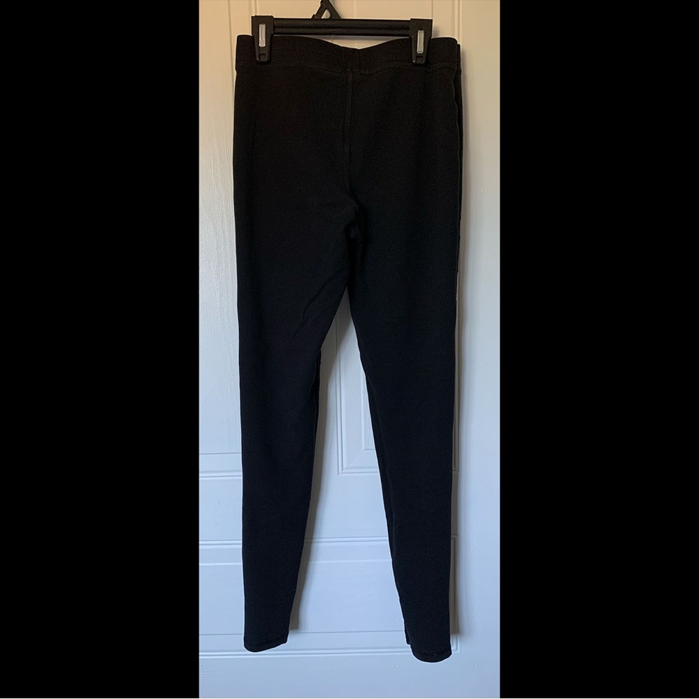 Black leggings